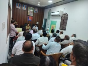 मथुरा 2 अप्रैल 26 *बाबा साहब भीमराव अंबेडकर जयंती के उपलक्ष में सर्व समाज के लोगों के साथ मीटिंग*