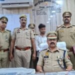 अयोध्या 3 अप्रैल 26*ज्वैलर्स की दुकान से गहनों की लूट करनें वाले 02 अभियुक्त गिरफ्तार, लूट के आभूषण बरामद