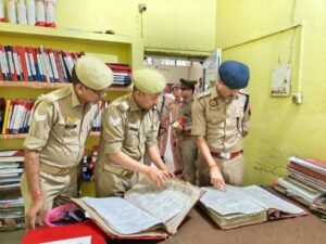 कौशाम्बी 3 अप्रैल 26*एसपी ने किया चरवा थाने का निरीक्षण*