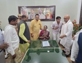 कौशाम्बी 4अप्रैल 26*बाबू जगजीवन राम ने दलितों और दबे-कुचले वर्गों के अधिकारों के लिए संघर्ष किया और समानता के लिए आवाज उठाई ~ मीरा कुमार*