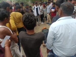 कौशाम्बी 4 अप्रैल 26*दो बाइकों की भिड़ंत में एक की मौत,तीन घायल,*