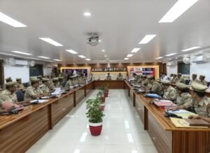 कौशाम्बी 6 अप्रैल 26*पुलिस अधीक्षक कार्यालय में आयोजित अपराध समीक्षा गोष्ठी*