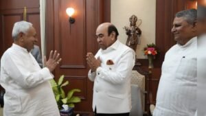 पूर्णिया बिहार 14 अप्रैल 26 बिहार में बड़ा सियासी उलटफेर: नीतीश कुमार ने मुख्यमंत्री पद से दिया इस्तीफा,