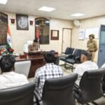 कौशाम्बी 15 अप्रैल 26*एसपी ने की जनसुनवाई फरियादियों की समस्याओं को सुना एवं समाधान हेतु दिए निर्देश*