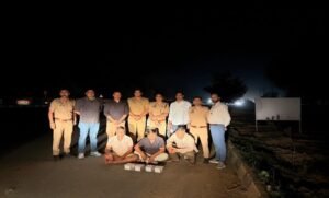 मथुरा16.04.2026*ए0एन0टी0एफ0 आपरेशनल यूनिट आगरा जोन द्वारा झारखंड के जंगलों से अवैध मादक पदार्थ के तीन तस्कर गिरफ्तार*