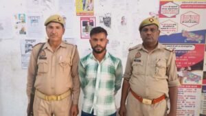 मथुरा 23 अप्रैल 26* बलात्कार के अभियोग में वांछित चल रहे अभियुक्त को किया गया गिरफ्तार ।*