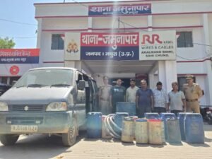 मथुरा 23 अप्रैल 26* एथेनॉल निकालकर पेट्रोल में अपमिश्रित कर बाजार मे बेचने वाले 5अभियुक्तग गिरफ्तार ।*