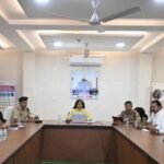 मथुरा 23 अप्रैल 26* अपर पुलिस महानिदेशक आगरा जोन की अध्यक्षता में वृंदावन यातायात व्यवस्था को लेकर गोष्ठी का आयोजन*