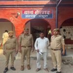 मथुरा 23 अप्रैल 26* हत्या के प्रयास के अभियोग में वांछित 01अभियुक्त को घटना में प्रयुक्त 01 अवैध हथियार सहित गिरफ्तार ।*