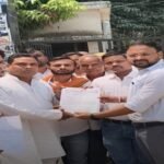 अयोध्या24 अप्रैल26*विश्वकर्मा ब्रिगेड के पदाधिकारियों द्वारा डीएम के माध्यम से राज्यपाल जी को दिया गया ज्ञापन