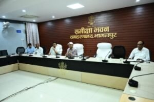 भागलपुर27अप्रैल26*जिलाधिकारी ने गर्मी और लू को लेकर बैठक*