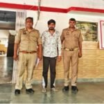 मथुरा 22 अप्रैल 26*थाना कोतवाली पुलिस द्वारा 570 ग्राम अवैध नशीला पदार्थ (डायजापाम) सहित किया गया गिरफ्तार ।*