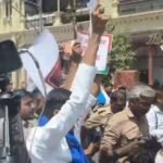 लखनऊ23अप्रैल26*: हजरतगंज में सपा कार्यकर्ताओं का जोरदार प्रदर्शन।