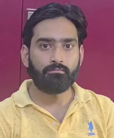 वाराणसी ३ अप्रैल २६ * BHU में ब्राह्मण छात्र को जाति पूछकर थप्पड़ मारने के आरोप में पुलिस ने समाजवादी पार्टी छात्र सभा के अध्यक्ष हिमांशु यादव को गिरफ्तार किया है।