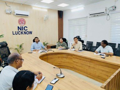 लखनऊ १० अप्रैल २६ * स्कूलों ने ज्यादा फीस वसूली तो 5 लाख तक जुर्माना और मान्यता होगी रद: जिलाधिकारी