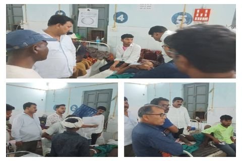 पूर्णिया बिहार 1२  अप्रैल 26 दर्दनाक बस हादसे में 13 लोगों की मौत, कांग्रेस नेताओं ने घायलों से की मुलाकात