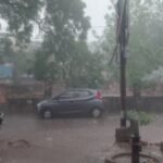 सुलतानपुर3मई26*सुबह से आंधी-तूफान संग तेज बारिश, प्रशासन ने घरों में रहने की दी सलाह*