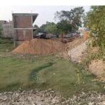 अयोध्या4मई26*खेल के मैदान और मदरसे के रास्ते पर अतिक्रमण कर किया रास्ता अवरुद्ध