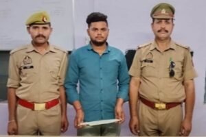 मथुरा 10 मई 26*थाना मांट पुलिस द्वारा अभियुक्त को 01 अवैध चाकू के साथ किया गिरफ्तार ।*