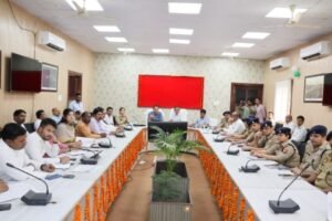 मथुरा 11 मई 26 *आगामी त्यौहार को संपन्न कराने हेतु कलेक्ट्रेट सभागार में मीटिंग*