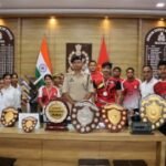 मथुरा 15 मई 26* खिलाड़ियों को उत्साहवर्दन हेतु नगद पुरस्कार से पुरस्कृत कर किया गया-*