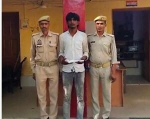 मथुरा 20 मई 26*थाना मगोर्रा पुलिस द्वारा अभियुक्त को 01 अवैध हथियार के साथ किया गिरफ्तार ।*