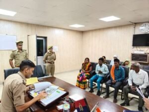 कौशाम्बी21मई26*फरियादियों की समस्याओं को एसपी ने सुना एवं समाधान हेतु दिए आवश्यक दिशा निर्देश*