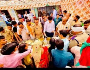 कानपुर नगर26मई26*भीषण गर्मी में जनता को राहत: शिवराजपुर पुलिस ने बड़े मंगलवार पर किया विशाल भंडारा