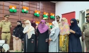 पीलीभीत2मई26*चपरासी इल्हाम उर्र रहमान शम्सी को करोड़ों रुपये के गबन के आरोप में गिरफ्तार किया गया है