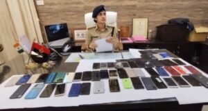 पूर्णिया बिहार 6 यई 26 स्वीटी सहरावत की दबिश, मोबाइल गैंग का भंडाफोड़
