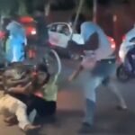 उड़ीसा 19मई26*स्कूटी चला रहे युवक को बेरहमी से पीटा गया और उसके दोनों पैर तोड़ दिए।