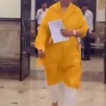 कानपुर नगर20मई26*लखनऊ से कानपुर तक विधायक की नंगे पैर, बनियाईंन और पैजामे में लगी दौड़,,