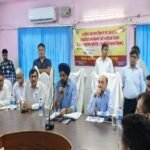 सुल्तानपुर ३०मयी २६ * स्वास्थ्य सेवाओं को अधिक प्रभावी, समावेशी एवं जनोन्मुखी बनाने पर जोर,लंबित अनुदानों पर जिलाधिकारी ने जताई नाराजगी, सोमवार तक कार्रवाई का अल्टीमेटम