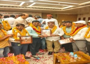 सुल्तानपुर1जून26*उत्तर प्रदेश ग्राम पंचायत अधिकारी संघ के प्रदेश संगठन मंत्री बने सुरेंद्र कुमार तिवारी*