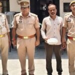 मथुरा 4 जून 26* “ऑपरेशन प्रहार” के तहत 01 अभियुक्त को 580 ग्राम अवैध नशीला पदार्थ गांजा सहित किया गया गिरफ्तार ।*