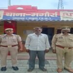 मथुरा 5 जून 26*“ ऑपरेशन प्रहार ” के तहत 01 अभि0 को 350 ग्राम अवैध नशीला पदार्थ (गाँजा ) सहित किया गिरफ्तार ।*