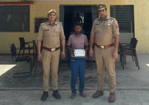 मथुरा 6 जून 26*थाना नौहझील पुलिस द्वारा 01 अभियुक्त को चोरी के 05 मोबाइल के साथ किया गया गिरफ्तार ।*