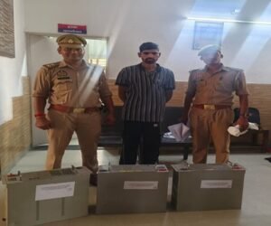 मथुरा 7 जून 26*थाना कोतवाली पुलिस द्वारा अभियुक्त को 03 चोरी की बैट्री सहित किया गया गिरफ्तार ।*