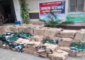 पूर्णिया10जून26*पुलिस की बड़ी कार्रवाई, DCM ट्रक से लाखों की अवैध अंग्रेजी शराब बरामद