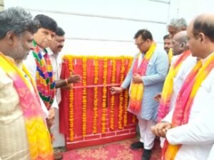शामली14जु 26*नगर पालिका परिषद, शामली द्वारा निर्मित "नमो पार्क" का फीता काटकर शिलान्यास किया।