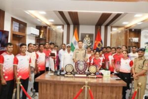 मथुरा 15 जून 26*वरिष्ठ पुलिस अधीक्षक द्वारा कबड्डी प्रतियोगिता में टीम का उत्साहवर्धन किया गया*