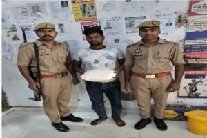 मथुरा 15 जून 26*थाना वृन्दावन पुलिस द्वारा “ऑपरेशन प्रहार” के तहत अभियुक्त को 1285 ग्राम नाजायज गांजा सहित किया गिरफ्तार ।*