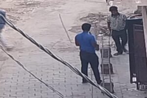 कानपुर नगर16जून26*अजीतराय निवादा गांव में दबंगों द्वारा ग्राम समाज की जमीन पर कब्जा शुरू किया,