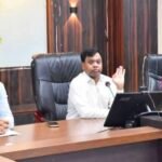 रीवा16जून26*जनसुनवाई में कलेक्टर सख्त पट्टा-नामांतरण में लापरवाही पर पटवारियों को निलंबन की चेतावनी*