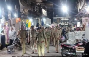 मथुरा 17 जून 26 अपर ग्रामीण पुलिस अधीक्षक एवं वरीय पदाधिकारीयों के साथ कोसीकला में फ्लैग मार्च:-*