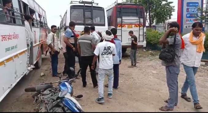 बांदा 18 जून26*इलाहाबाद स्टेट हाईवे पर दर्दनाक हादसा: रोडवेज बस ने बाइक सवार LIC एजेंट को रौंदा