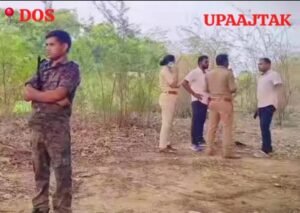 रोहतास178*डेहरी के एनिकट टापू के पास योगा स्थल से मिला युवक का शव, शरीर पर लाल गमछा, आंखें खुलीं-जीभ बाहर | हत्या या कुछ और? FSL जांच में जुटी पुलिस*