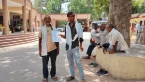 बांदा 23 जून 26*मवई बुजुर्ग में भू-माफियाओं ने नवीन परती की सरकारी जमीन पर गाड़े पिलर, बीम डालने की तैयारी –