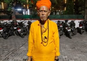कानपुर नगर23जून26*"गर्मी से तड़पती धरती के लिए शिव के दरबार में ठुमके! तेज गिर बाबा का 'बारिश बुलावा' नृत्य देख उमड़ी भीड़"*