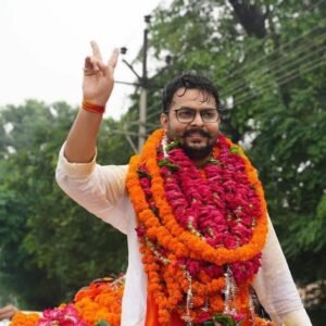 लखनऊ25जून26*इलाहाबाद यूनिवर्सिटी से भाजयुमो के 'सिंहासन' तक: कौन हैं डॉ. रोहित मिश्रा,